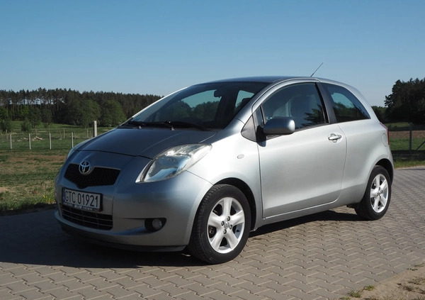 Toyota Yaris cena 8900 przebieg: 210340, rok produkcji 2006 z Chojnice małe 92